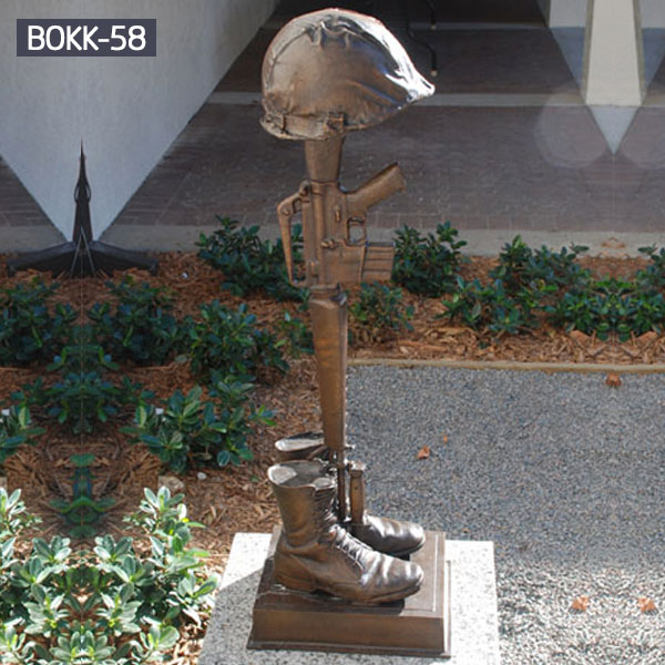 Life Size Air force the Fallen Soldier Battle Cross Commemorative Sculpture for War Memorial